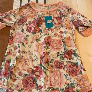 Floral Tee Beautiful 12PM by Mon Ami LG NWT